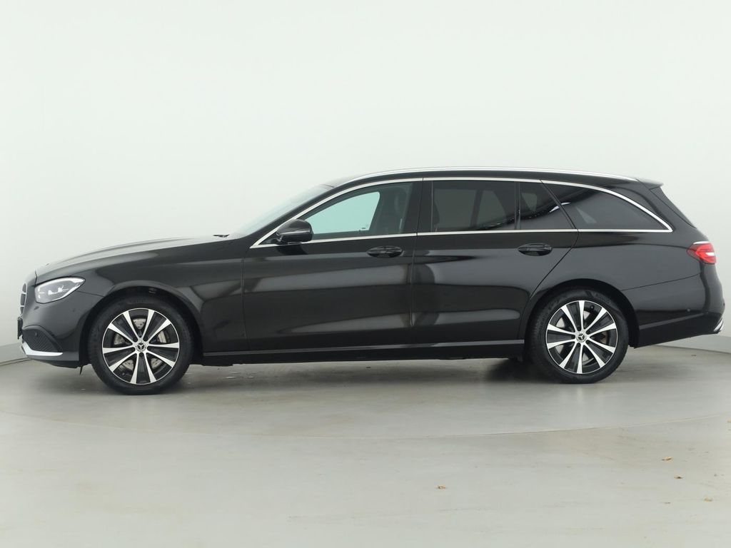 Mercedes-Benz E 300 2022