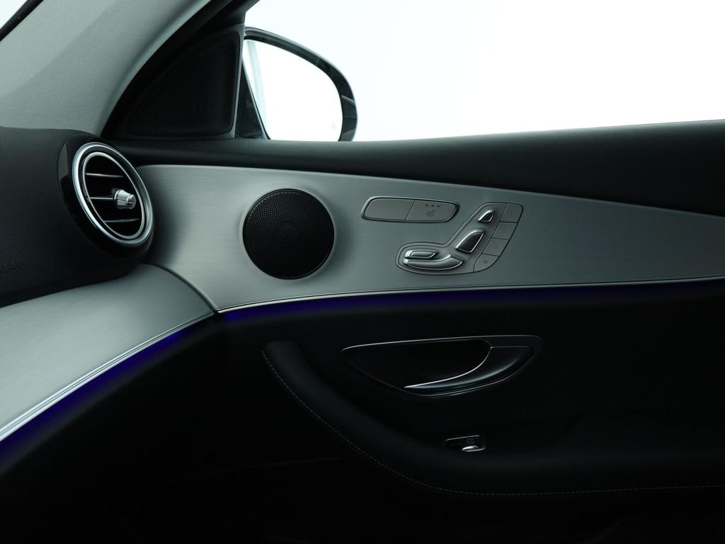 Mercedes-Benz E 300 2022