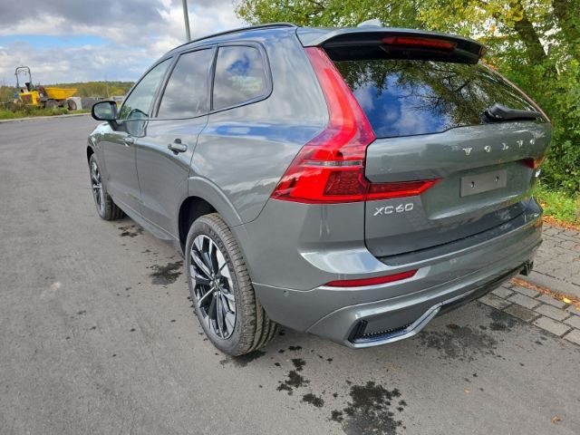 Volvo XC60 2025