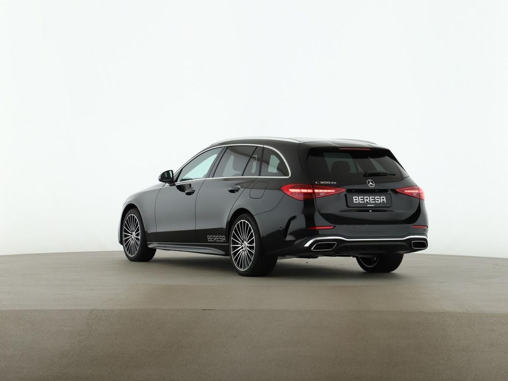 Mercedes-Benz C 300 2025