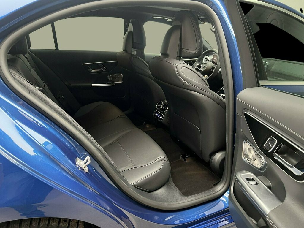 Mercedes-Benz C 220 2025