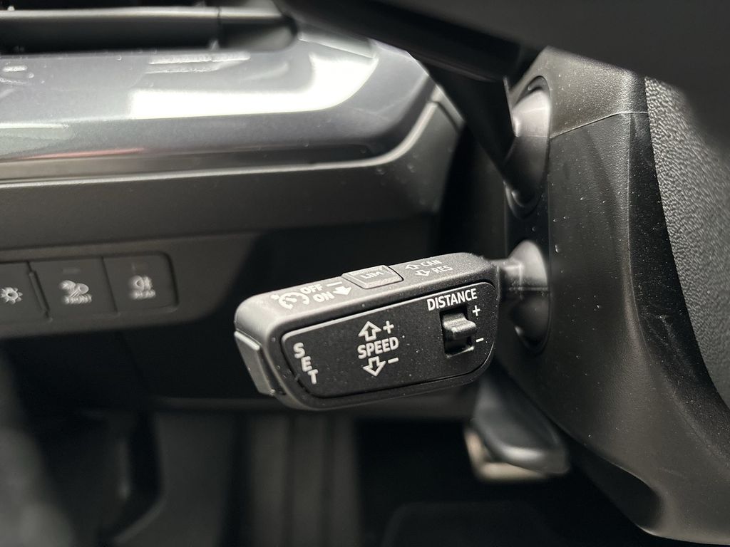 Audi Q4 e-tron 2025