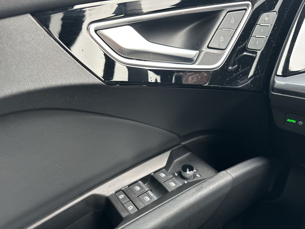 Audi Q4 e-tron 2025