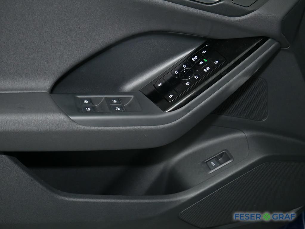 Audi Q6 e-tron 2025