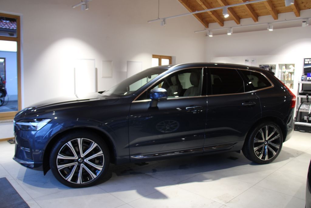 Volvo XC60 2022