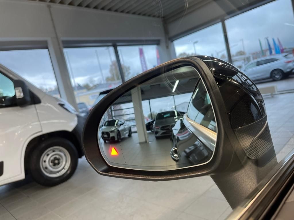 Mercedes-Benz CLE 200 2024