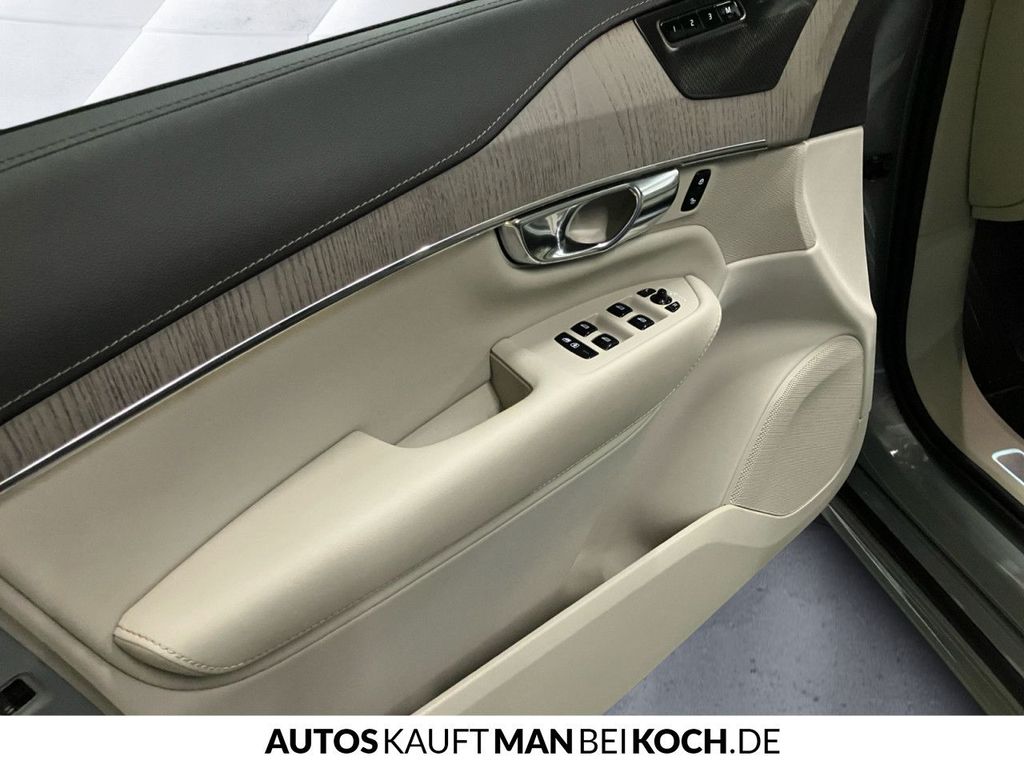 Volvo XC90 2024
