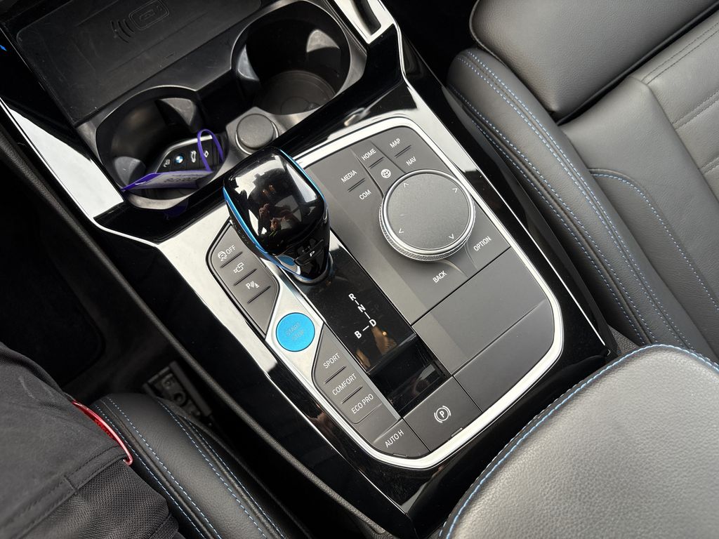 BMW iX3 2022