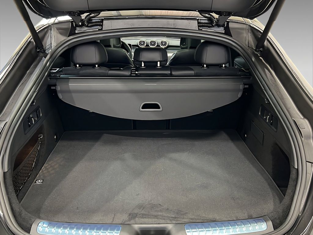 Mercedes-Benz GLC 300 2025