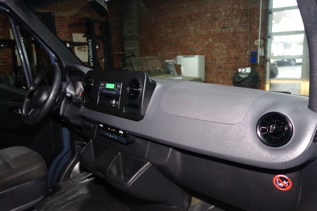 Mercedes-Benz eSprinter 2020