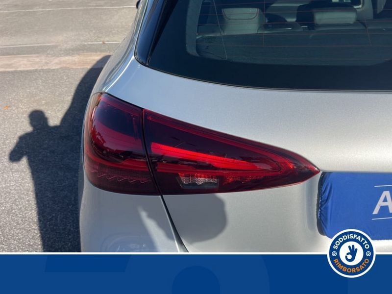 Mercedes-Benz A 180 2024