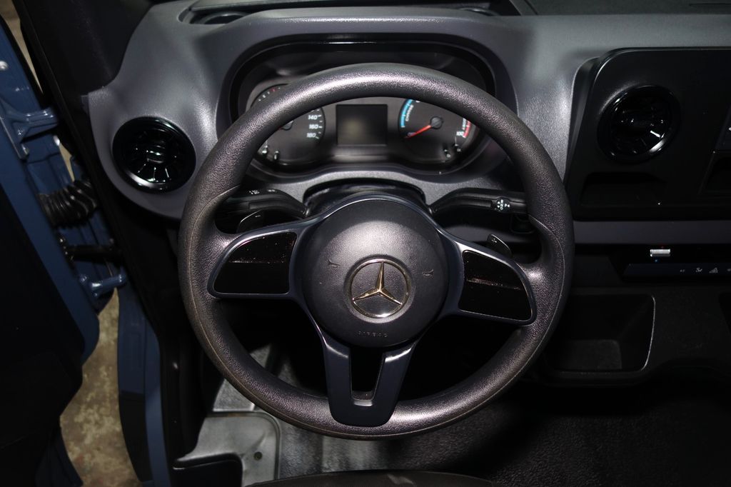 Mercedes-Benz eSprinter 2020