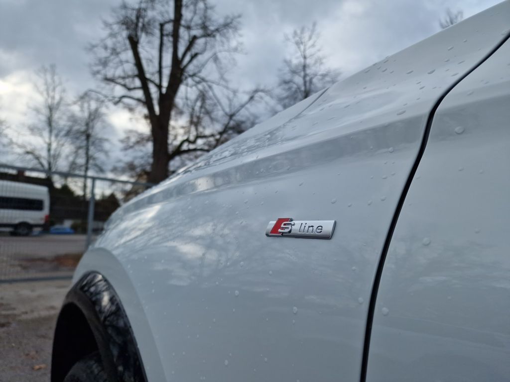 Audi Q6 e-tron 2025