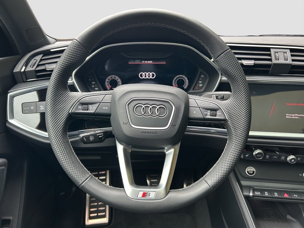 Audi Q3 2025
