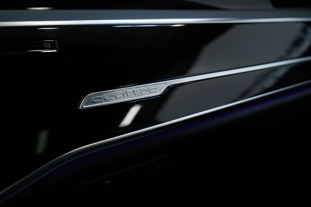 Audi A8 2023
