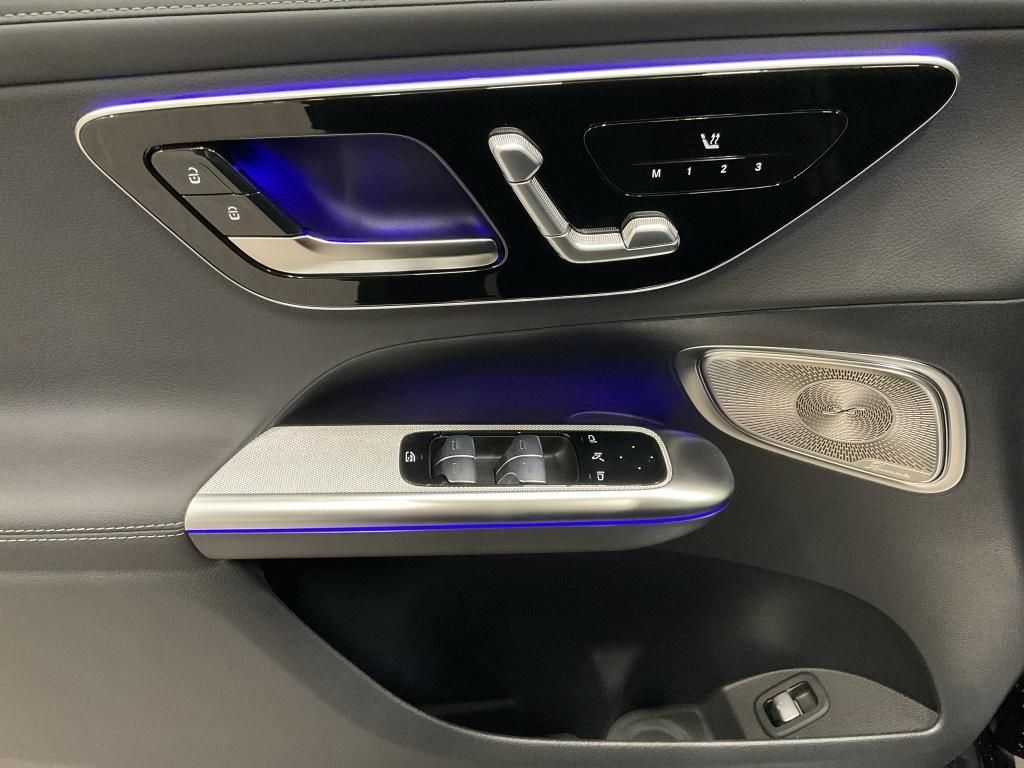 Mercedes-Benz GLC 300 2025