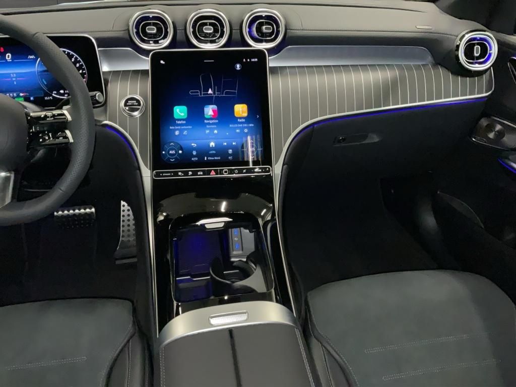 Mercedes-Benz GLC 300 2025