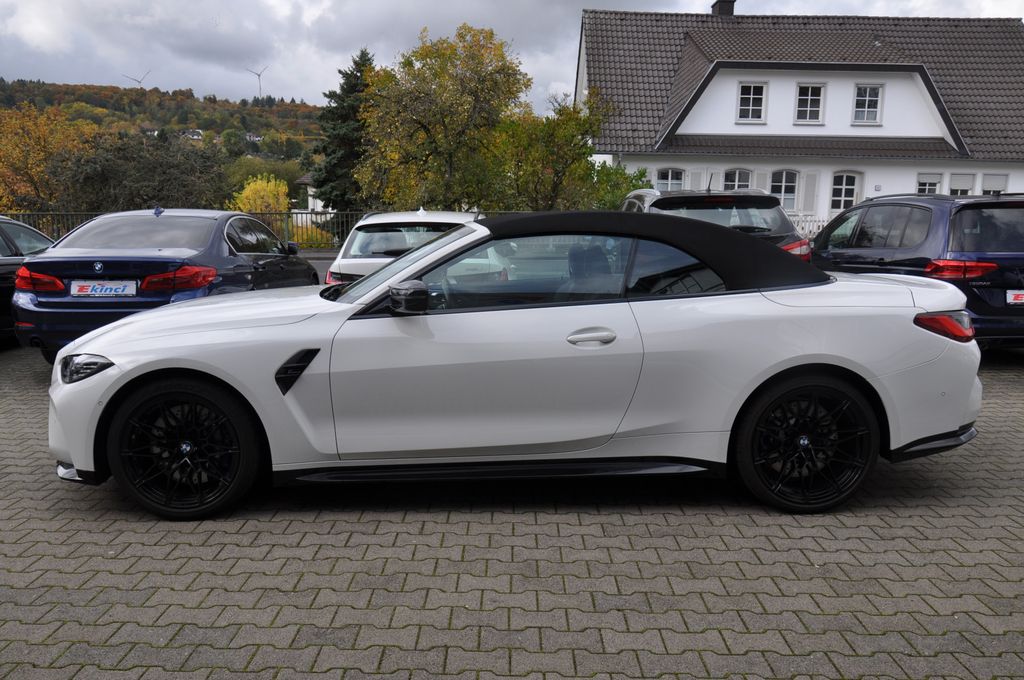 BMW M4 2022