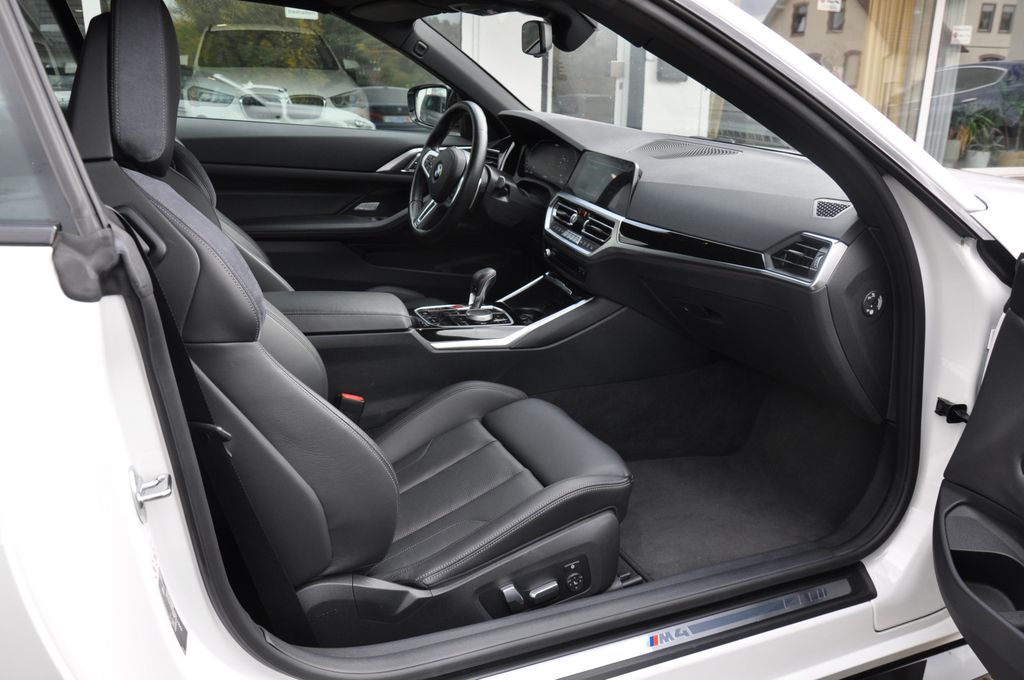 BMW M4 2022