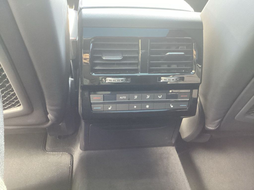 Volkswagen Touareg 2025