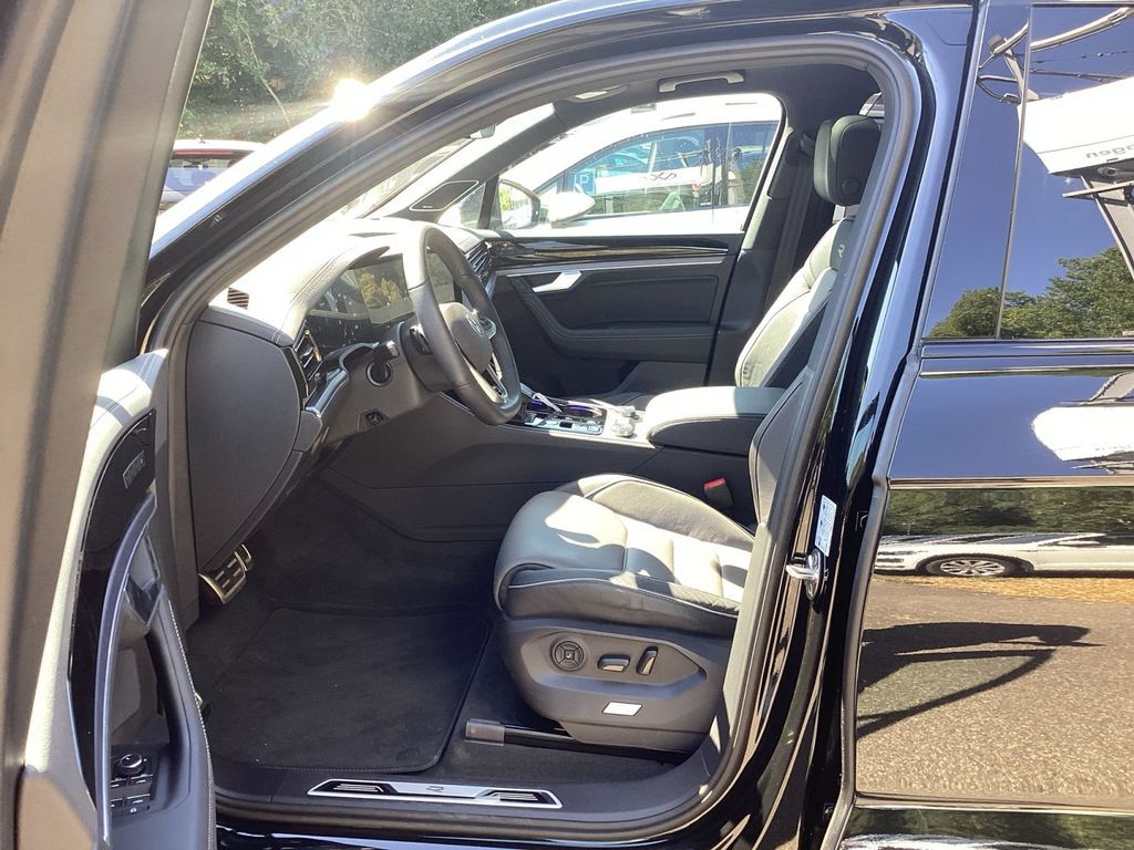 Volkswagen Touareg 2025