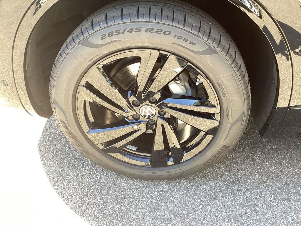 Volkswagen Touareg 2025