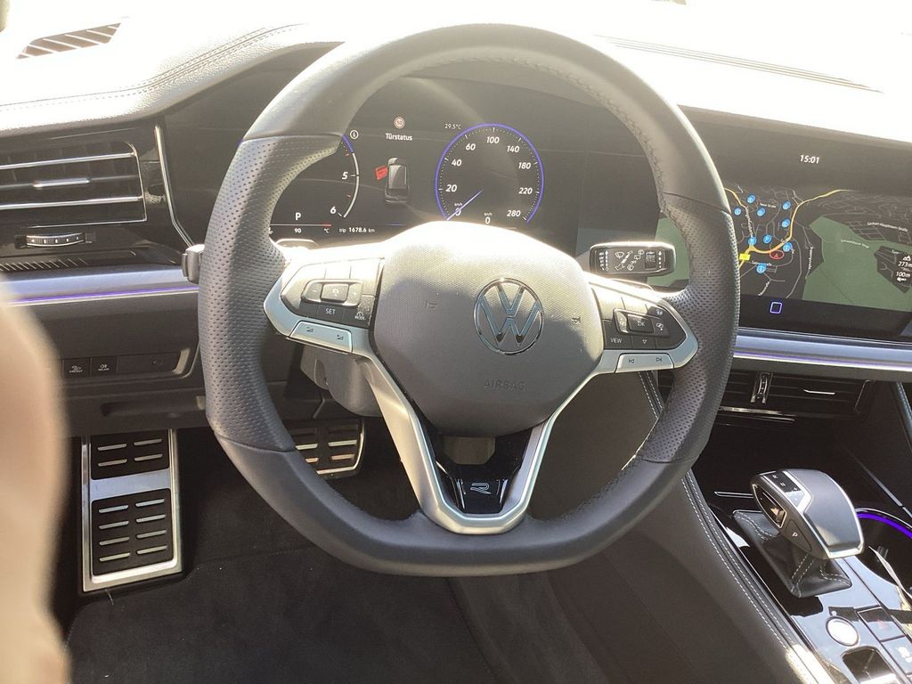 Volkswagen Touareg 2025