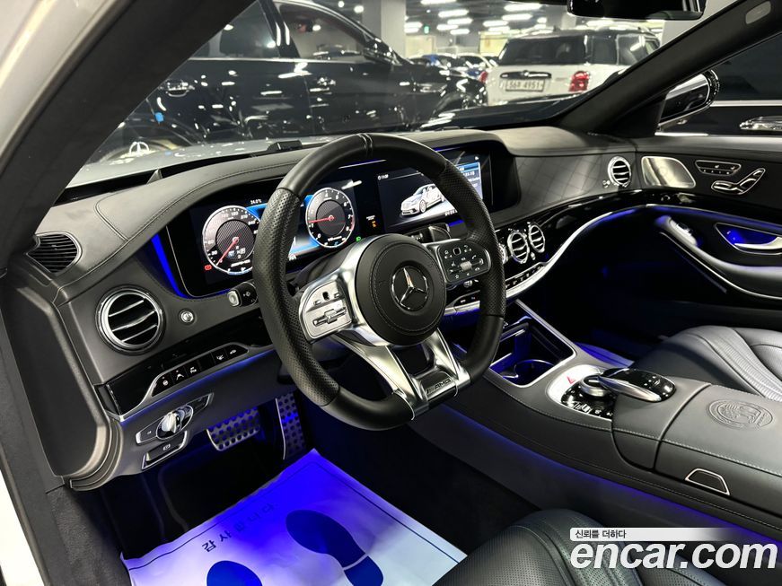Mercedes-Benz S-Class 2020