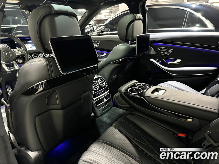 Mercedes-Benz S-Class 2020