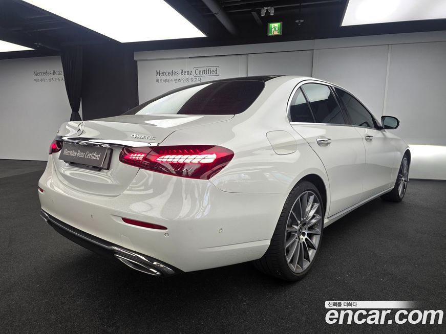 Mercedes-Benz E-Class 2023