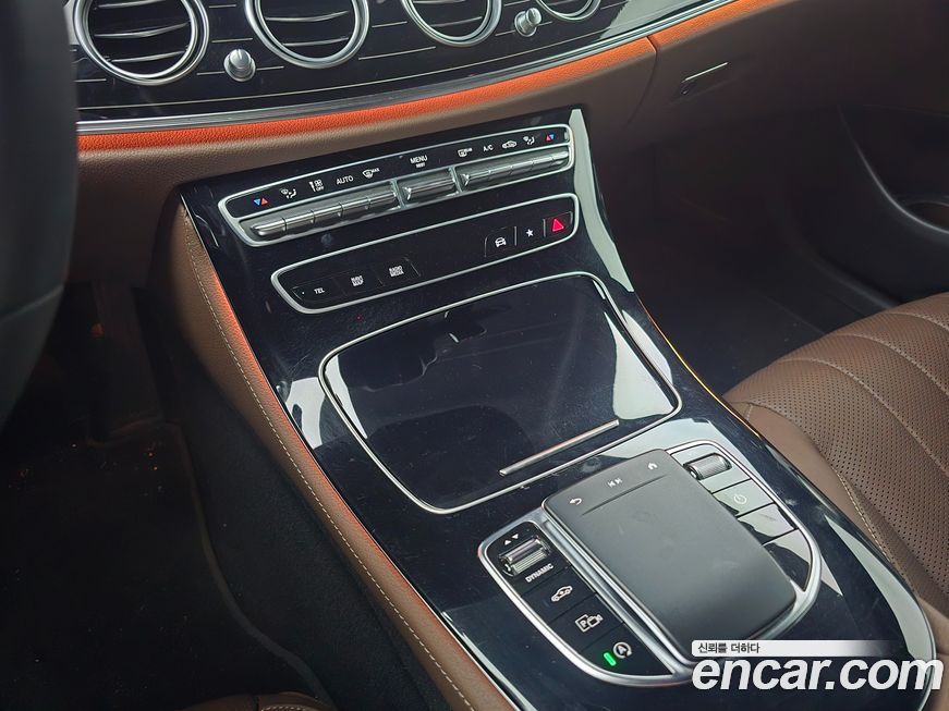 Mercedes-Benz E-Class 2023