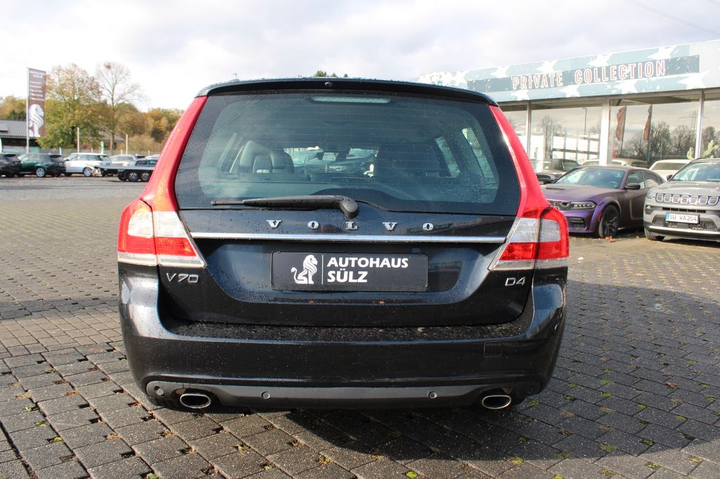 Volvo V70 2015