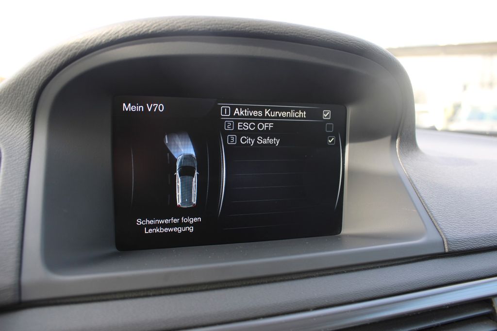 Volvo V70 2015