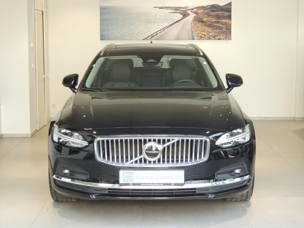 Volvo V90 2022