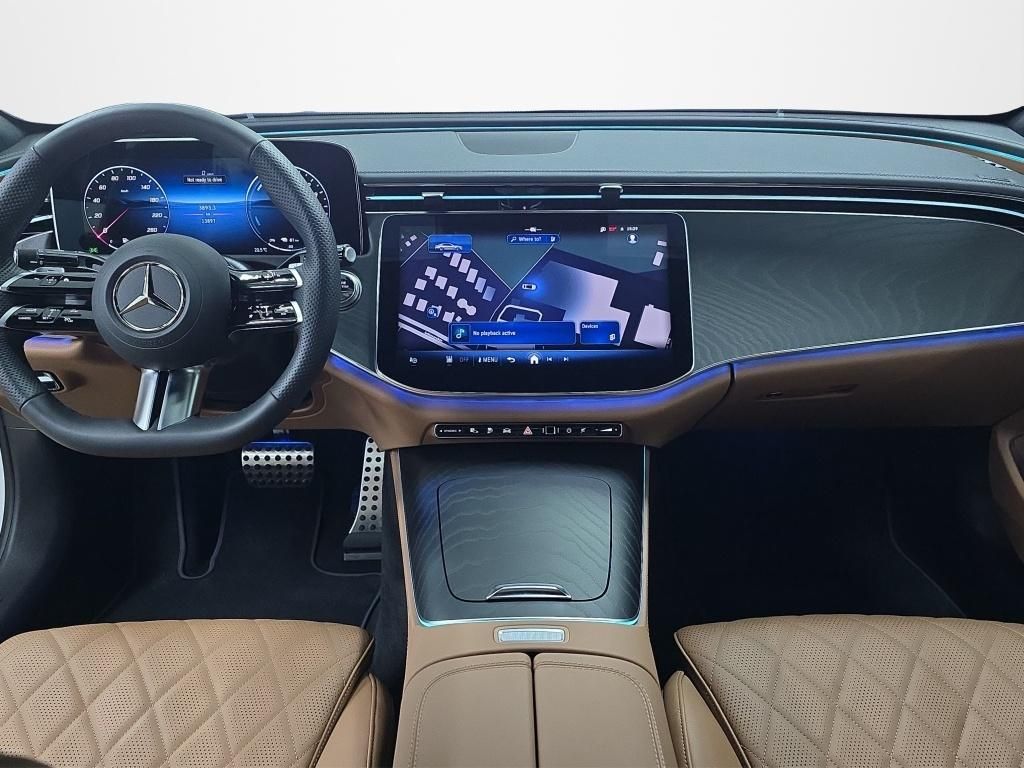 Mercedes-Benz E 300 2025