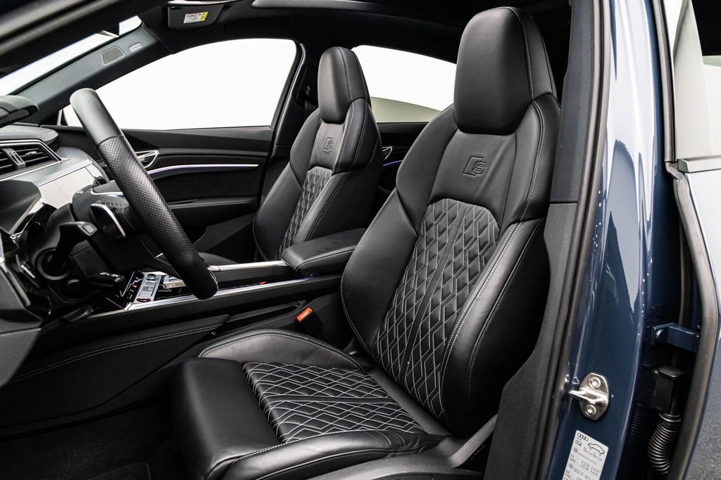 Audi e-tron 2022