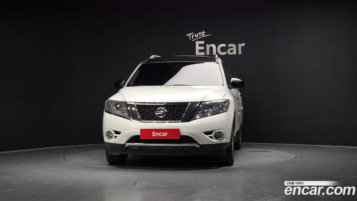 Nissan Pathfinder 2014