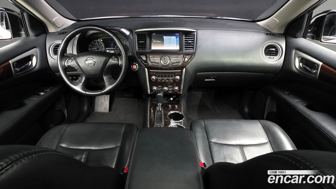 Nissan Pathfinder 2014