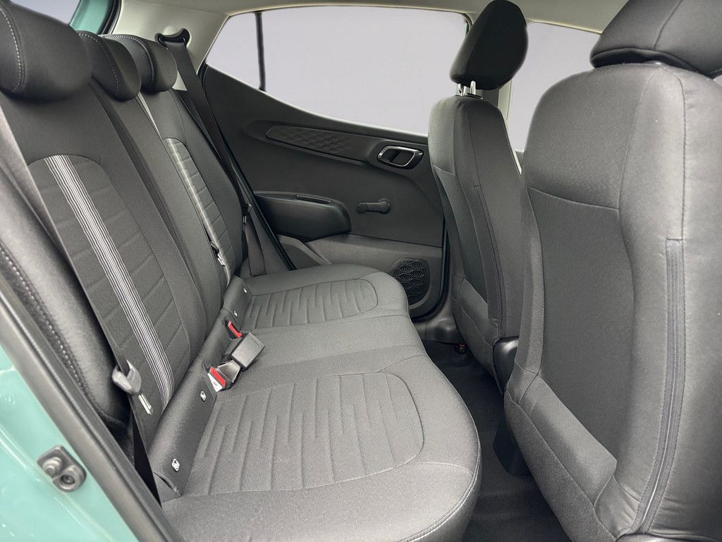 Hyundai i10 2025