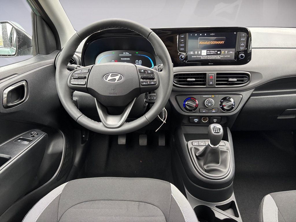 Hyundai i10 2025