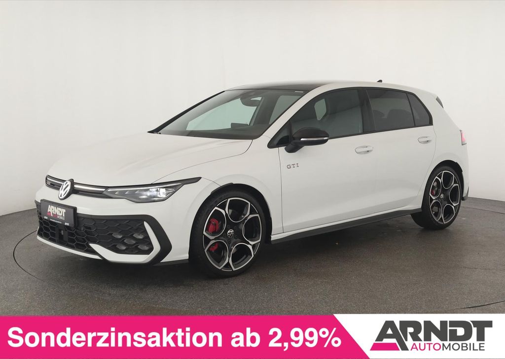 Volkswagen Golf 2025