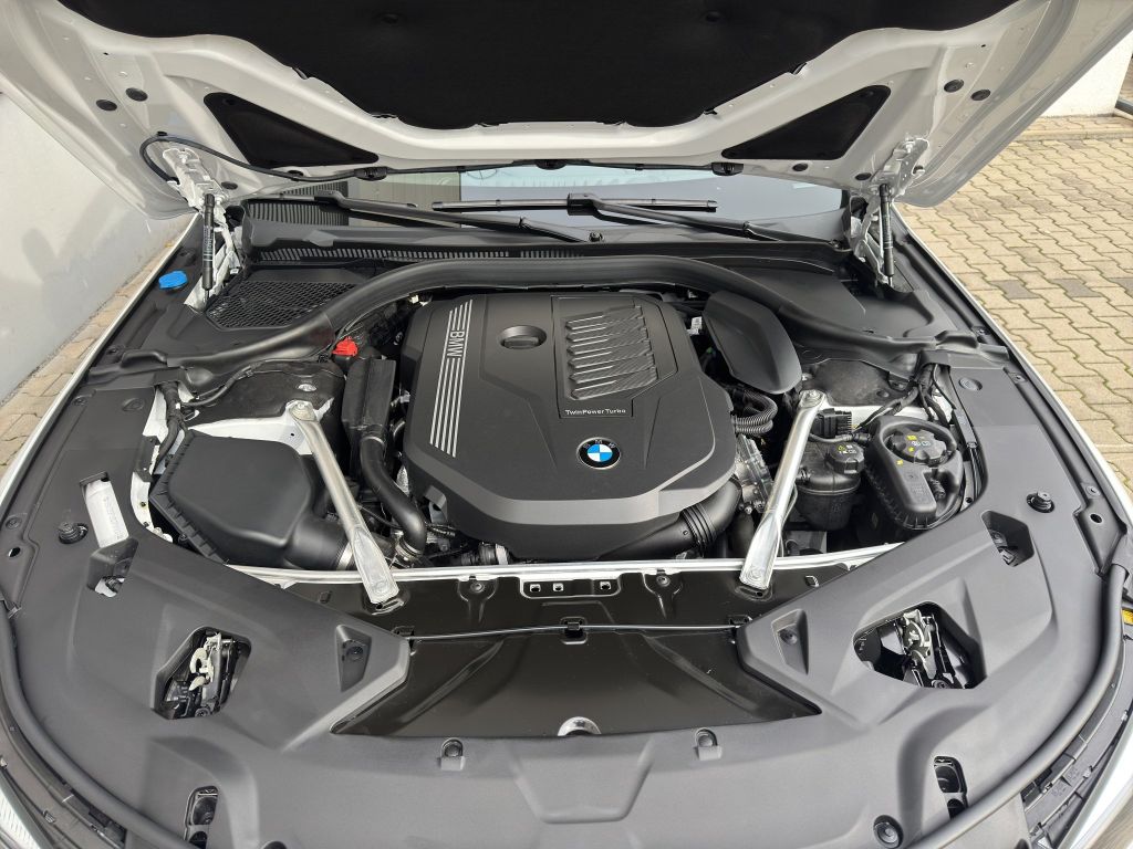 BMW 840 2024