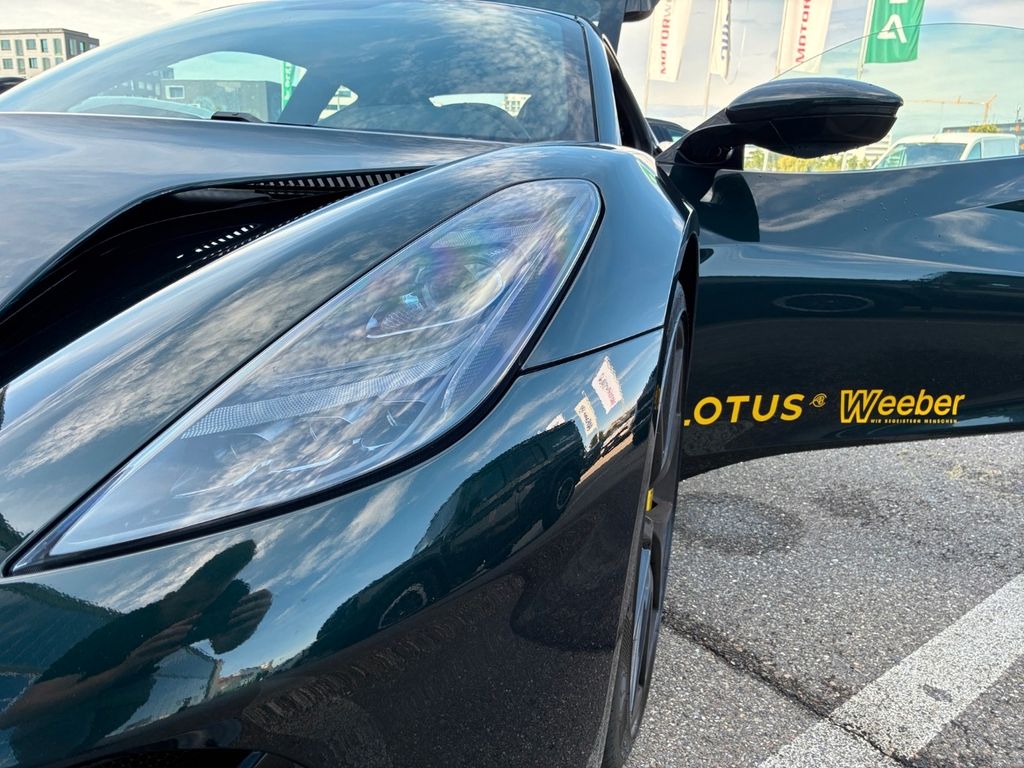 Lotus Emira 2024