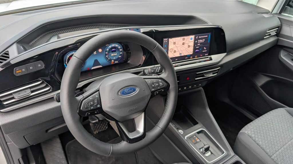 Ford Tourneo Connect 2025