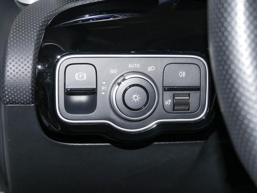 Mercedes-Benz A 250 2024