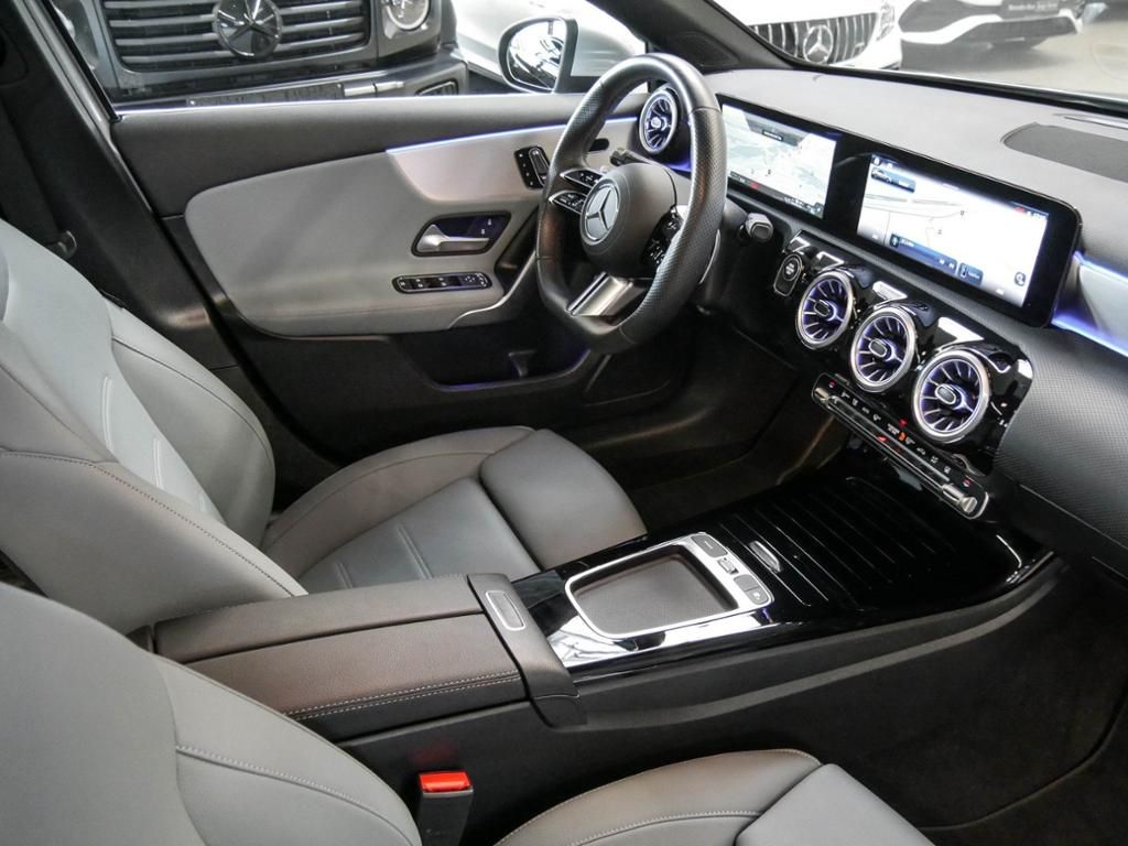 Mercedes-Benz A 250 2024