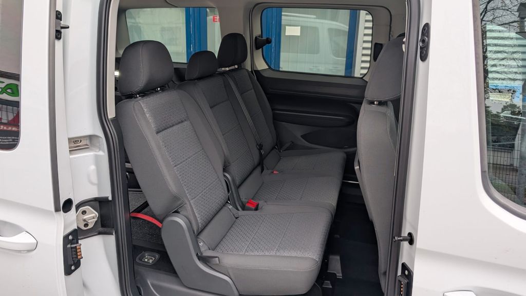 Ford Grand Tourneo