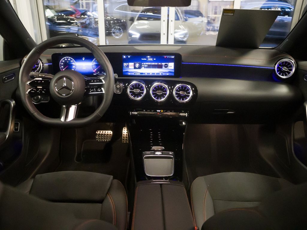 Mercedes-Benz CLA 200 Shooting Brake 2024