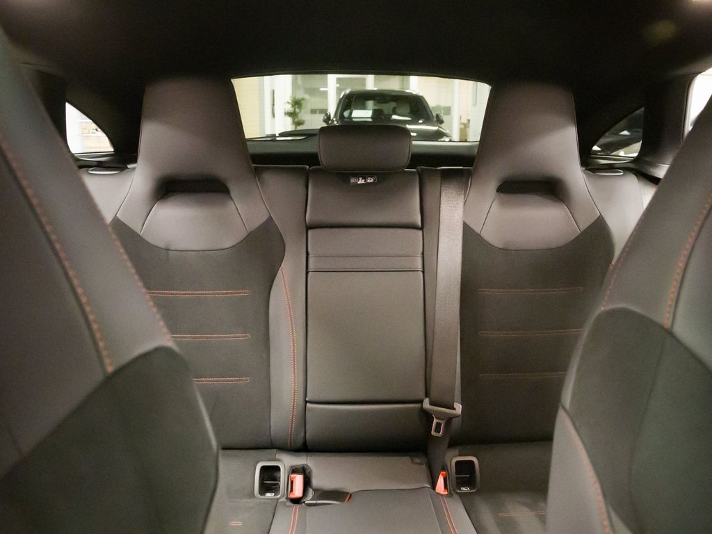 Mercedes-Benz CLA 200 Shooting Brake 2024