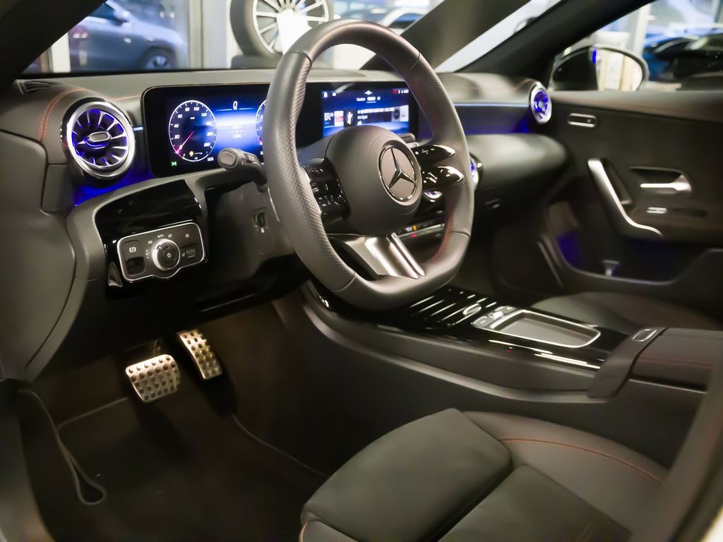 Mercedes-Benz CLA 200 Shooting Brake 2024